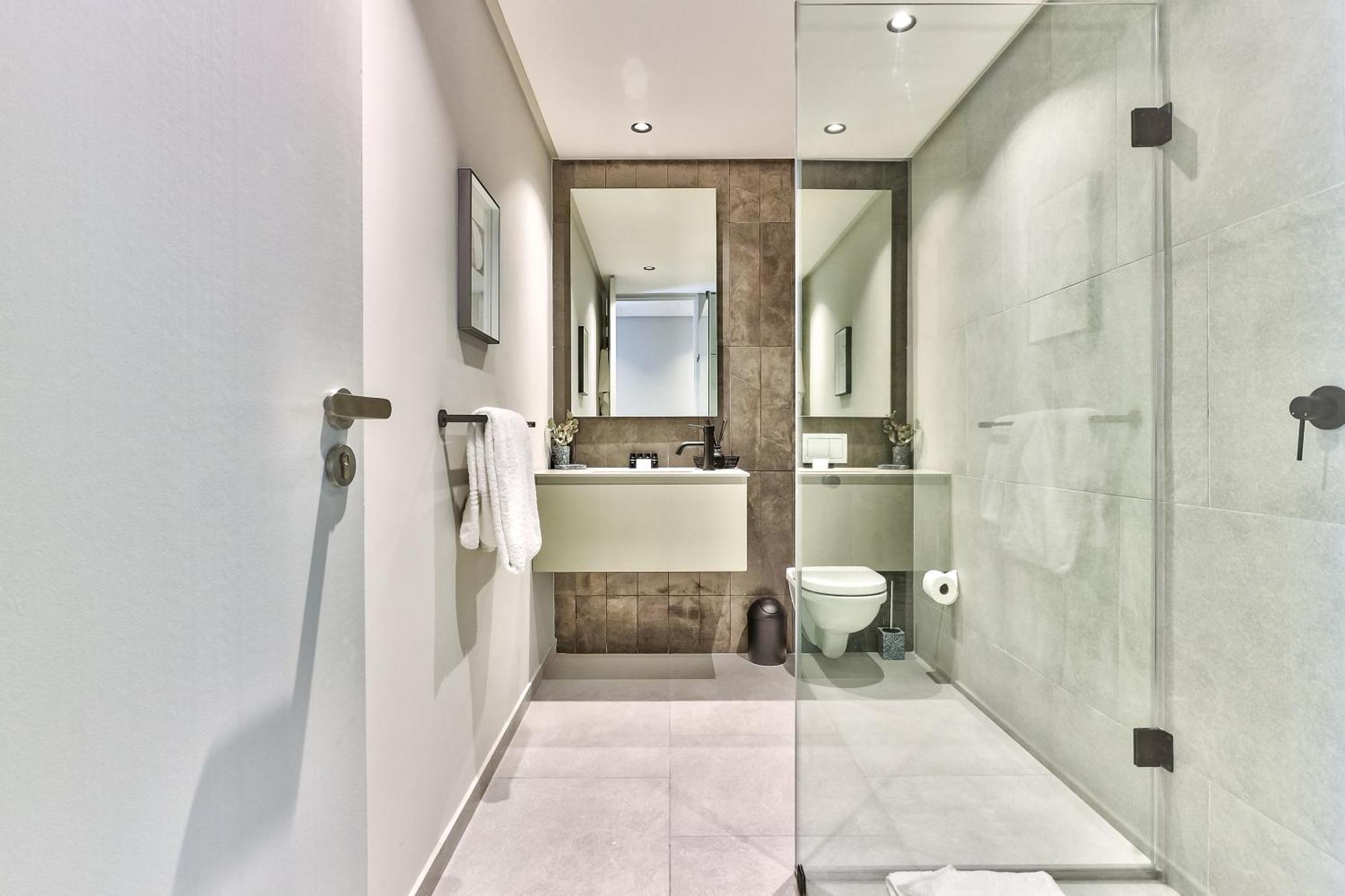 The Quarter Apartment *