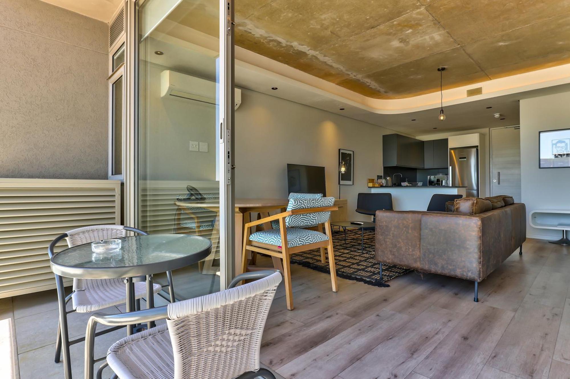 The Quarter Apartment